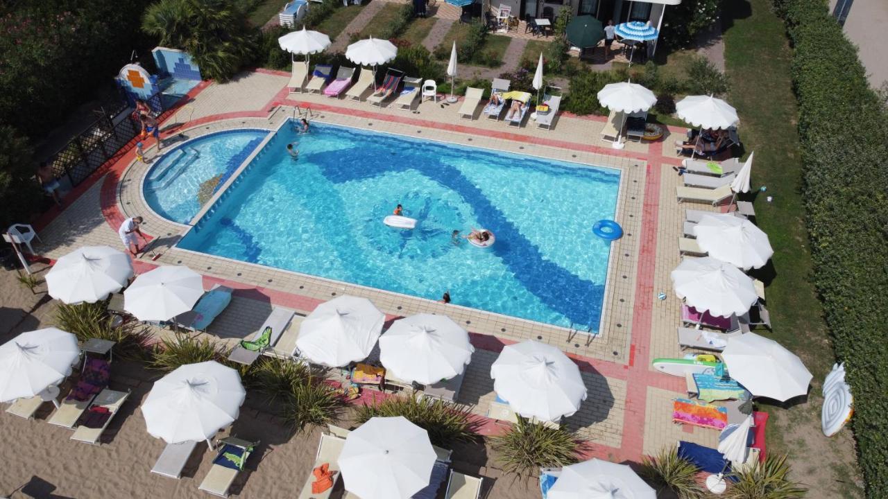 Eurobeach Residence Cavallino-Treporti Ngoại thất bức ảnh