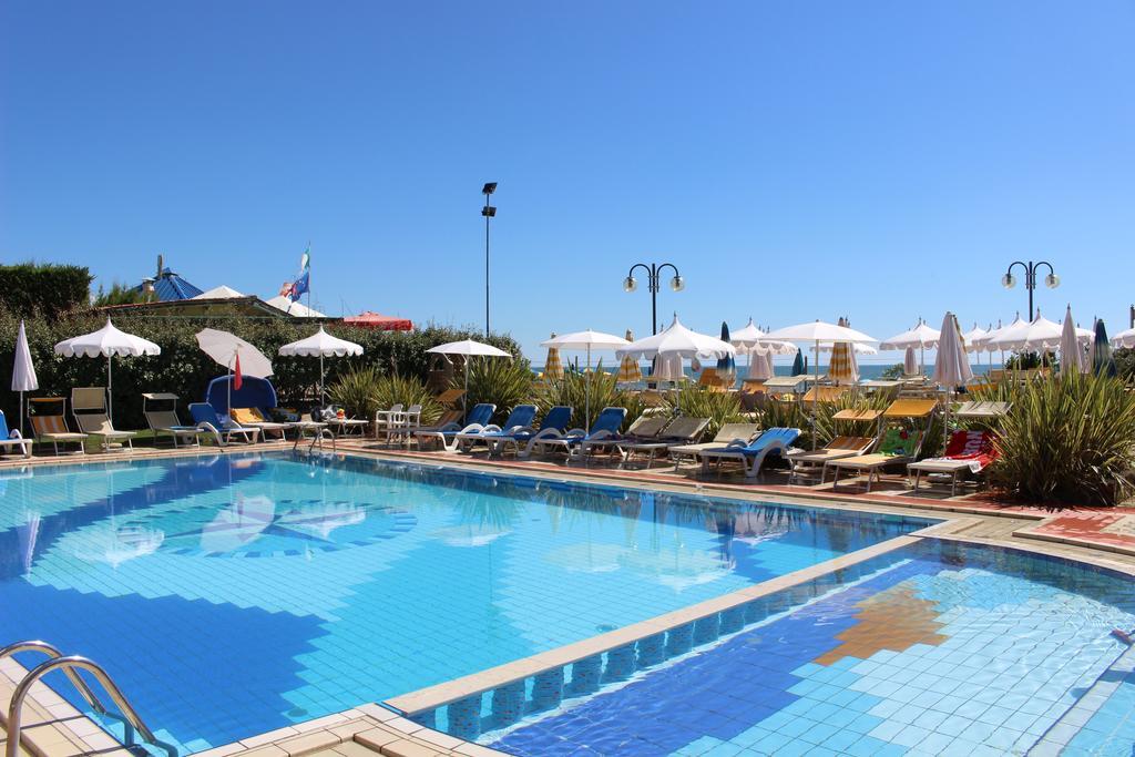 Eurobeach Residence Cavallino-Treporti Ngoại thất bức ảnh